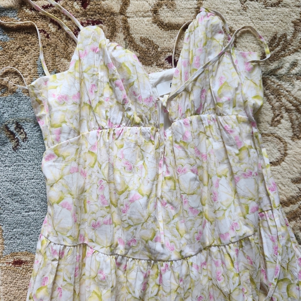 NWT ASTR THE LABEL Foral Spaghetti Strap Dress